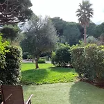 Giens T3, Air-conditioned, Ground Floor, Garden, Direct Access * Ιέρ