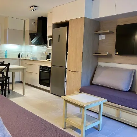 Giens T3, Air-conditioned, Ground Floor, Garden, Direct Access Lejlighed Hyères