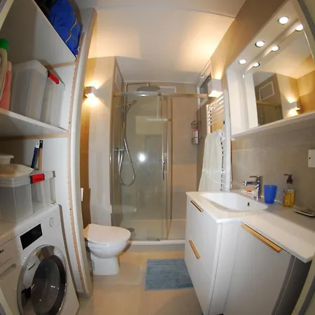 Giens T3, Air-conditioned, Ground Floor, Garden, Direct Access Daire Hyères